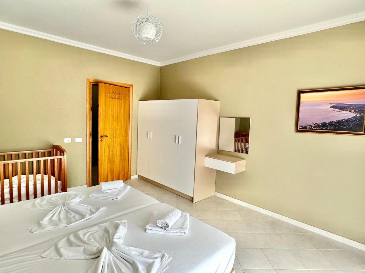 Family Suite Residence Vlore Exterior photo