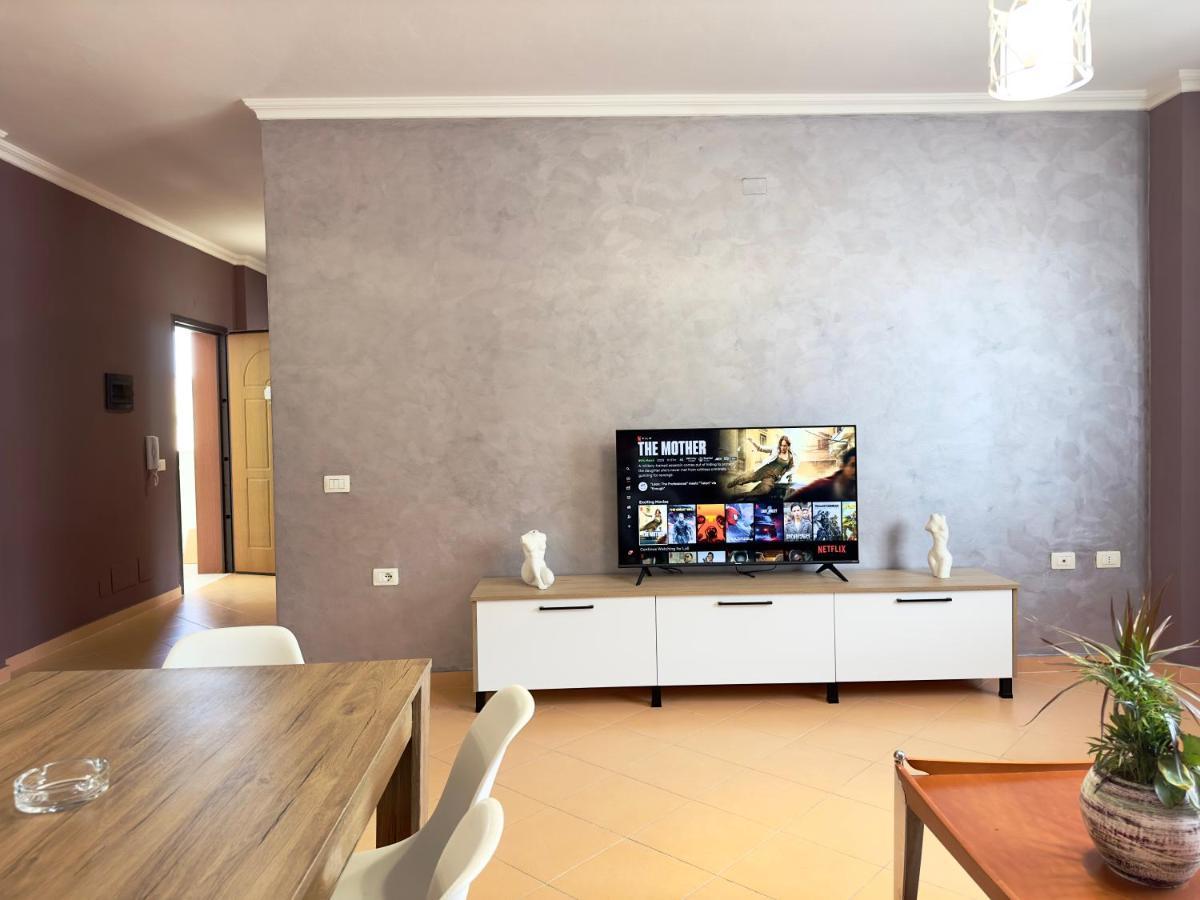 Family Suite Residence Vlore Exterior photo